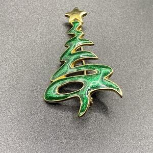 Vintage San Francisco Jewelry Christmas Tree Brooch Gold Tone SFJ Green Enamel